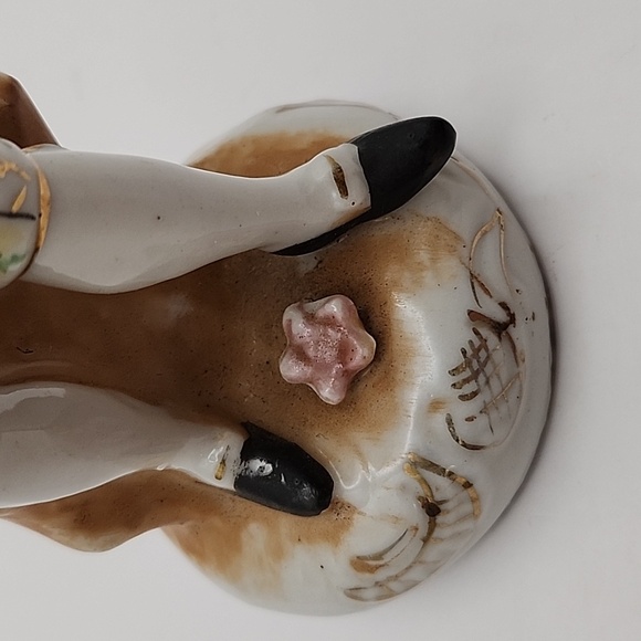 Vintage Occupied Japan Porcelain Figure w/ Hand Missing - Picture 10 of 10